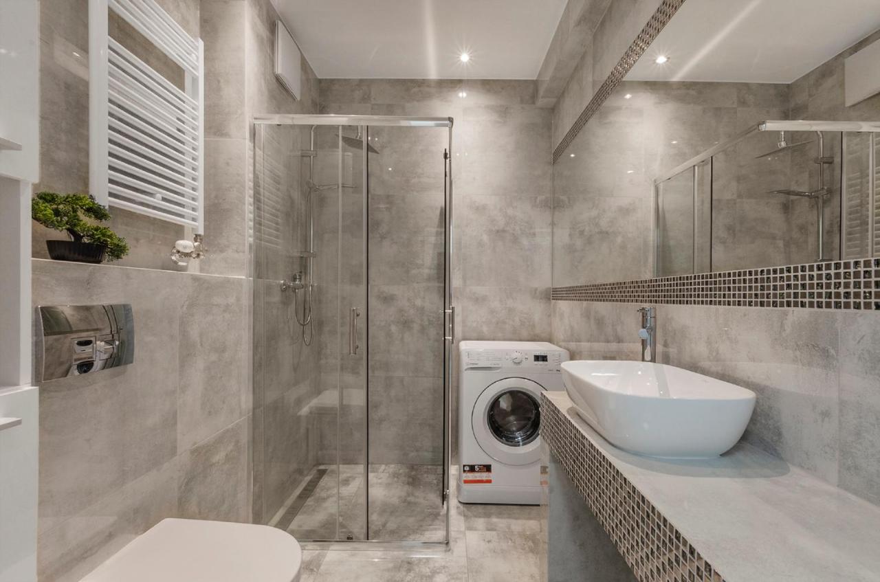 Apartmán Lumina Apart Near Moniuszko Park Lodz Exteriér fotografie